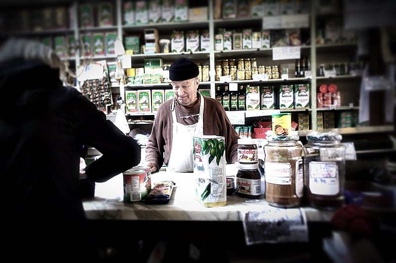 The Customer And The Shopkeeper